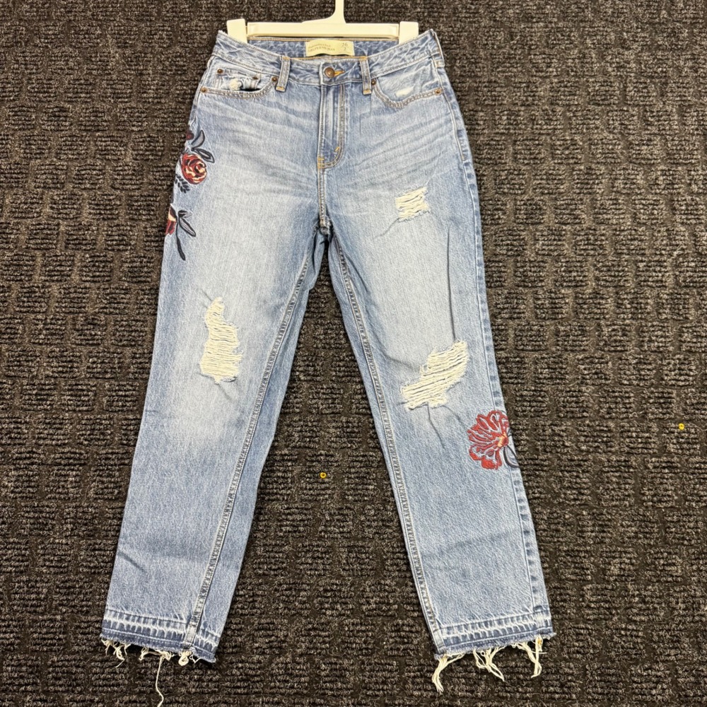 Abercrombie & Fitch Girlfriend Jeans 26/2 Light Wash Floral Distressed Denim
